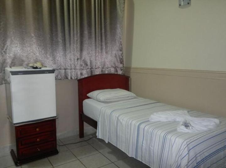 Big Hotel Eireli Guara  Экстерьер фото